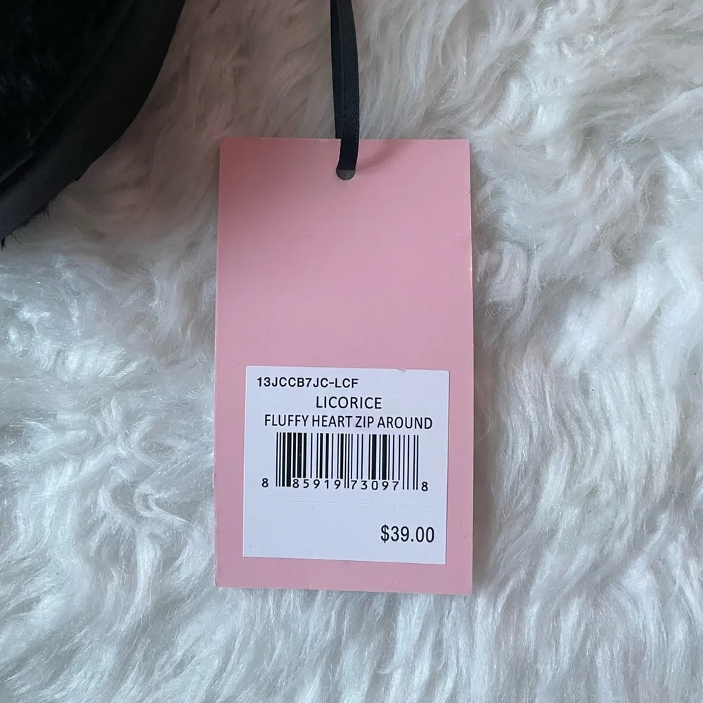 JUICY COUTURE FAUX FUR WRISTLET - Picture 3 of 4